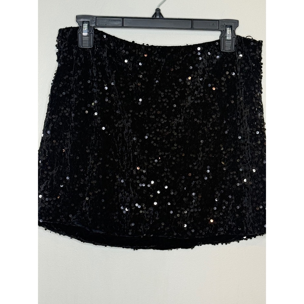GeeGee Black Sequin Velvet Mini Skirt SS50365 NWT Large